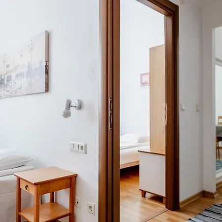 דירה Old Town Main Square With Sauna