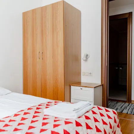 דירה Old Town Main Square With Sauna