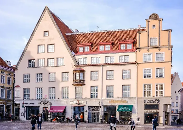 Апартаменти Old Town Main Square With Sauna Таллінн