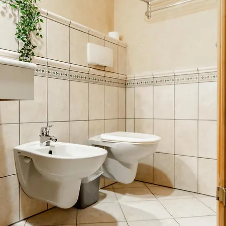 Old Town Main Square With Sauna شقة تالين