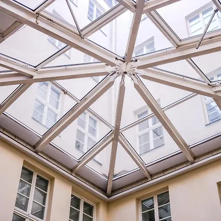 Old Town Main Square With Sauna شقة